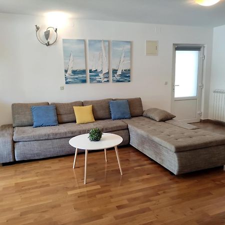 Apartman Marina Veruda Pula Luaran gambar