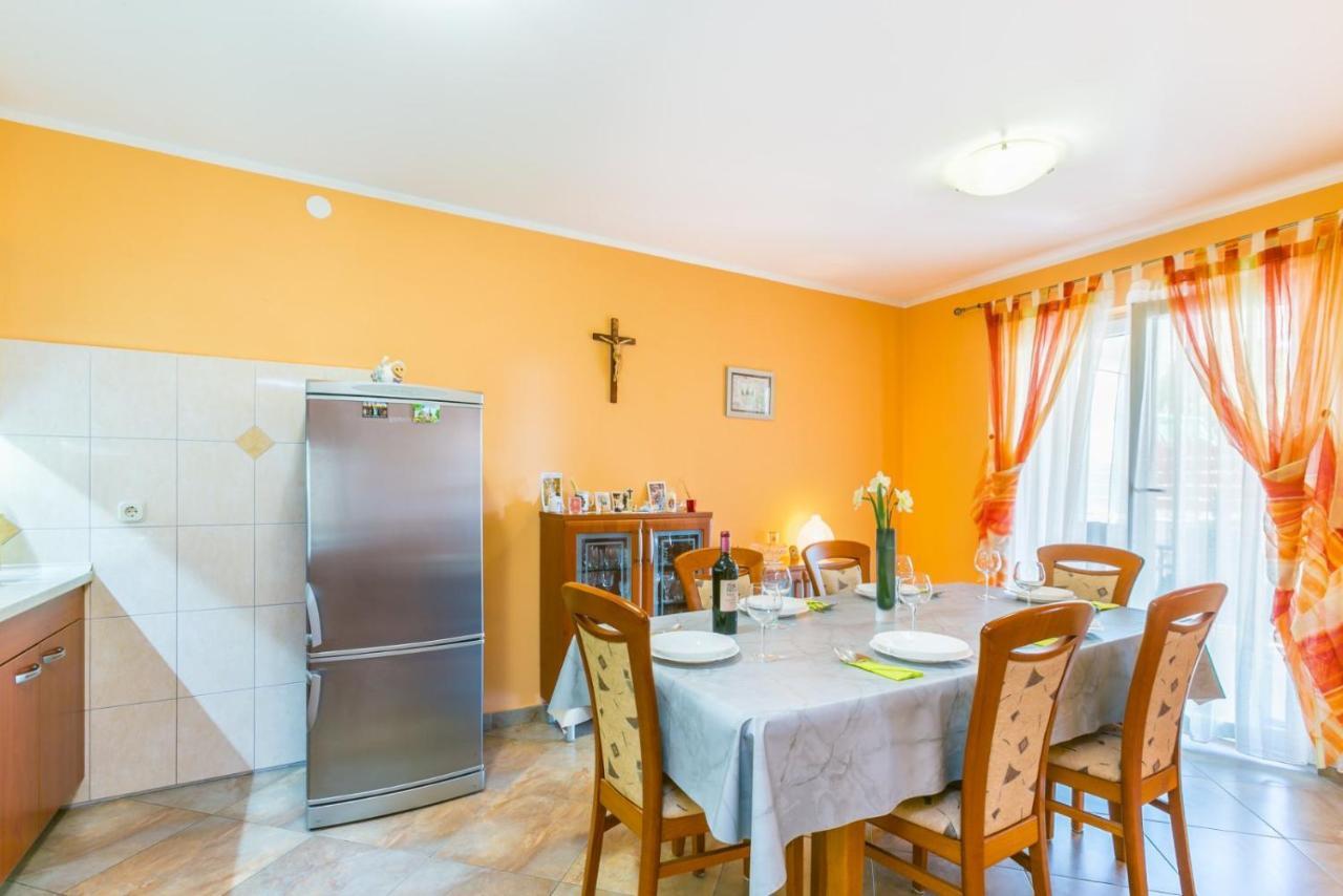 Apartman Marina Veruda Pula Luaran gambar
